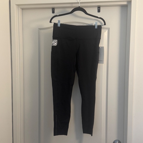 Lululemon x F45 Fast & Free 7/8 Tight 25" - NWT - Size 10 - Picture 5 of 7